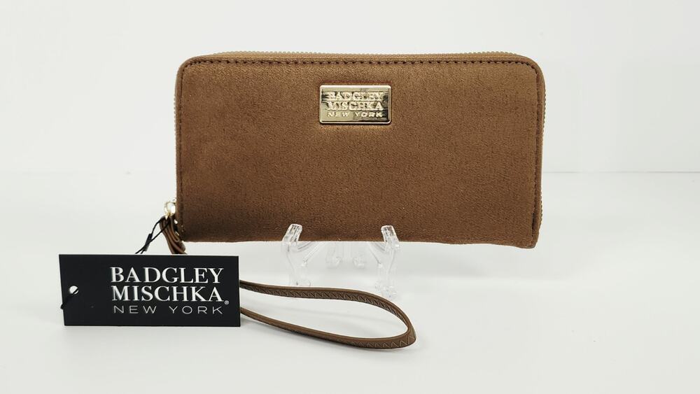 Badgley Mischka Tan Brown Suede Zip Around Wristlet Continental Wallet NWT